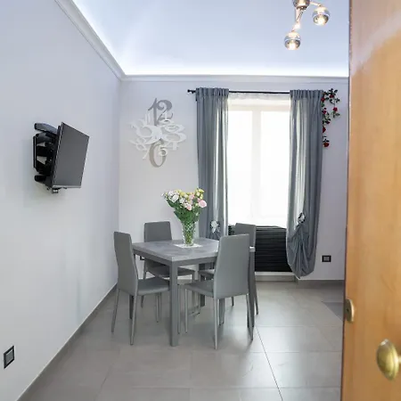 Esterina 4*